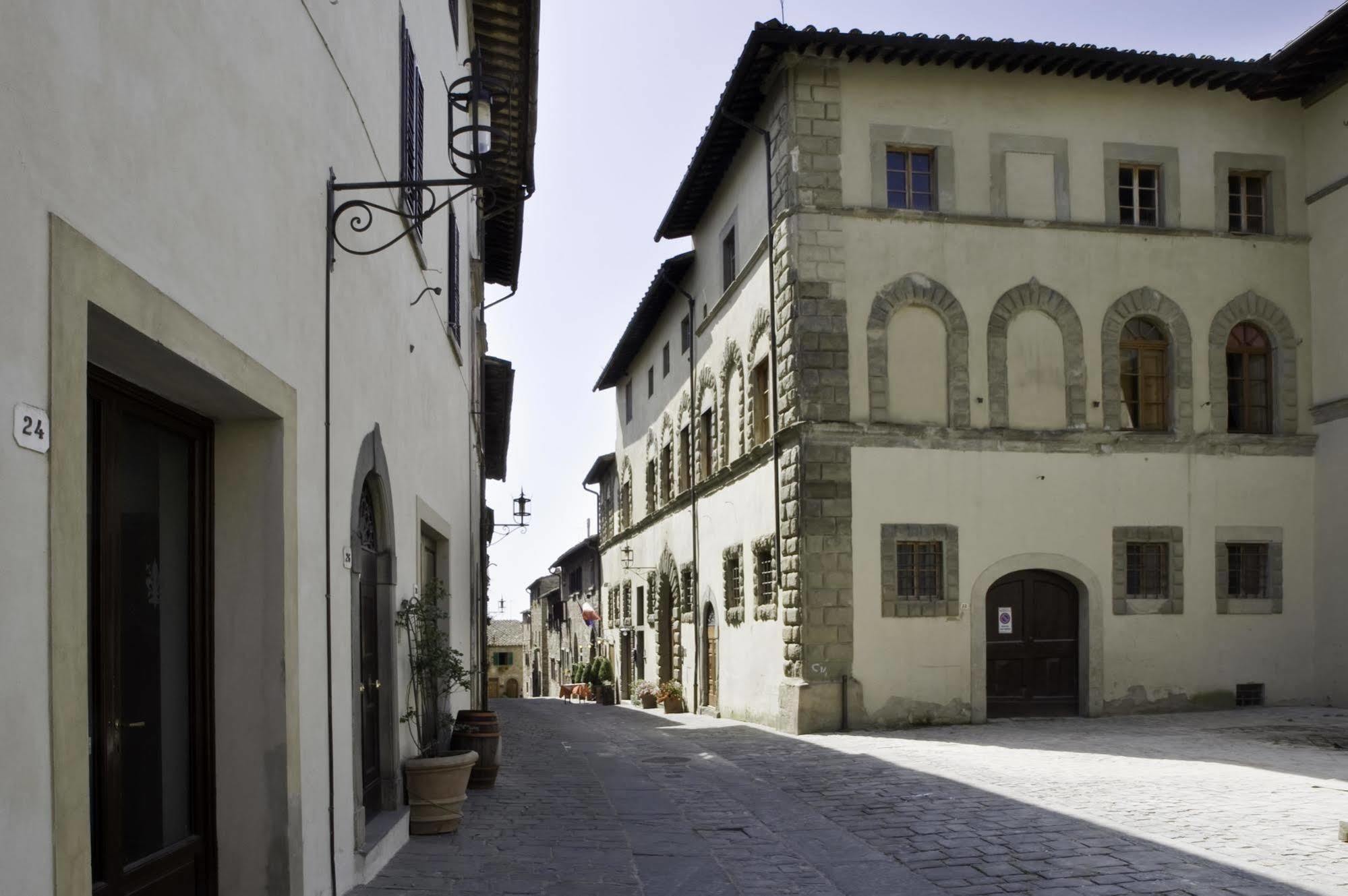 Palazzo Malaspina B&B San Donato in Poggio Exterior foto